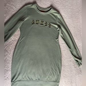 Guess green dress. 💚